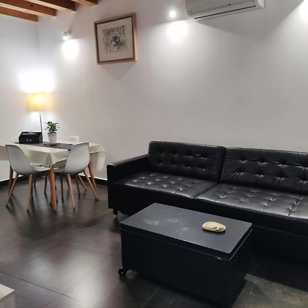 شقة Duplex En La Juderia De توليدو المظهر الخارجي الصورة